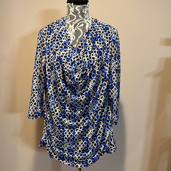 Dana Buchman Tops - Dana Buchman Top🌹Gorgeous